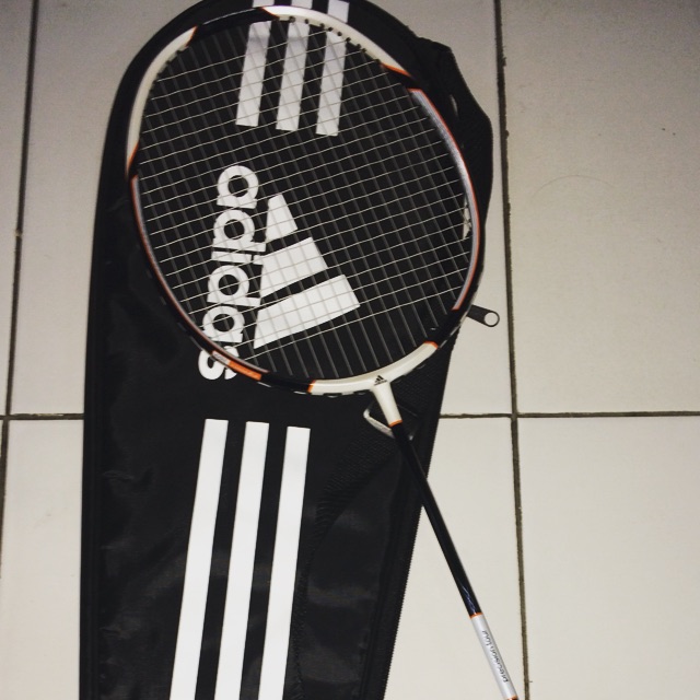 Raket Original Adidas precision tour
