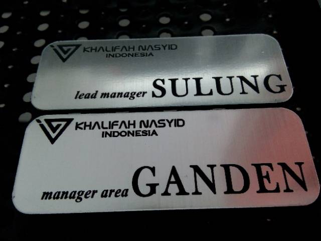 Nama dada / Name tag Gravir Magnet (BAHAN AKRILIK)