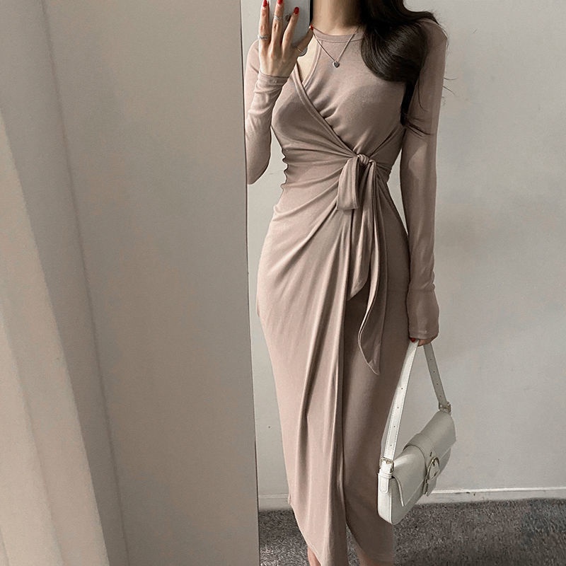 BIIKPIIK Temperamen Selebriti Renda Pinggang Lengan Panjang Gaun Wanita Musim Gugur dan Musim Dingin