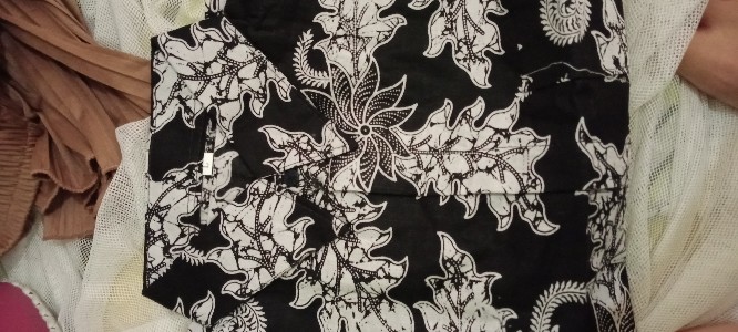 Maura Couple - Sania Ruffle Batik Couple