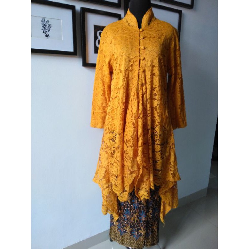 BROKAT TUNIK KANCING BUSUI