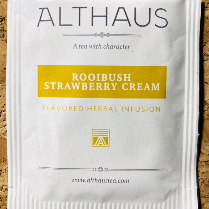 

ALTHAUS TEA STRAWBERRY CREAM FLAVORED HERBAL INFUSION TEA