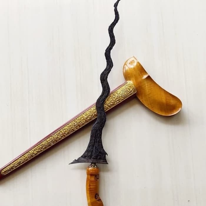 Keris Pusaka Kyai Sangkelat Luk 13 Tangguh Singosari Pedaringan Kebak Shopee Indonesia