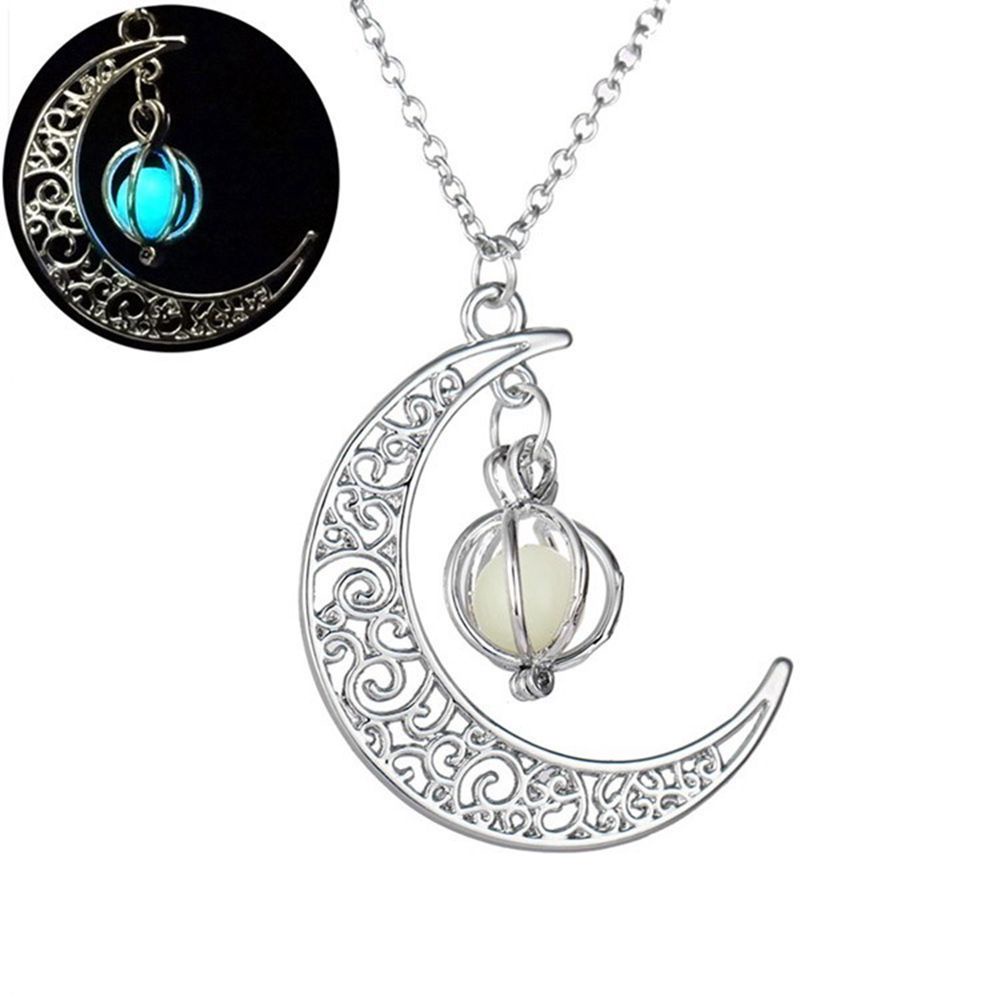 Kalung Liontin Bulan Dan Labu Luminous Glow In The Dark Multicolor Lapis Silver Untuk Unisex