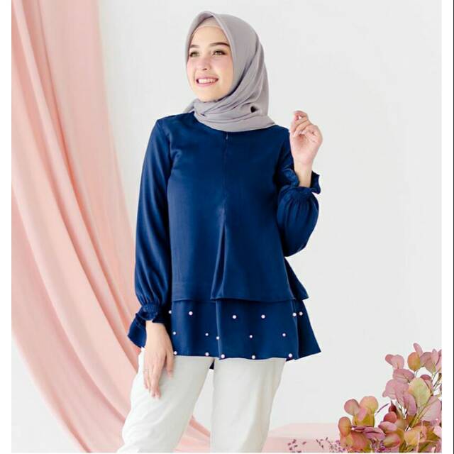 Sherly Blouse Navy L by Klamby
