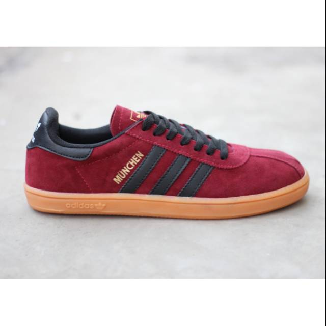 Sepatu Adidas Munchen Merah Maroon Murah