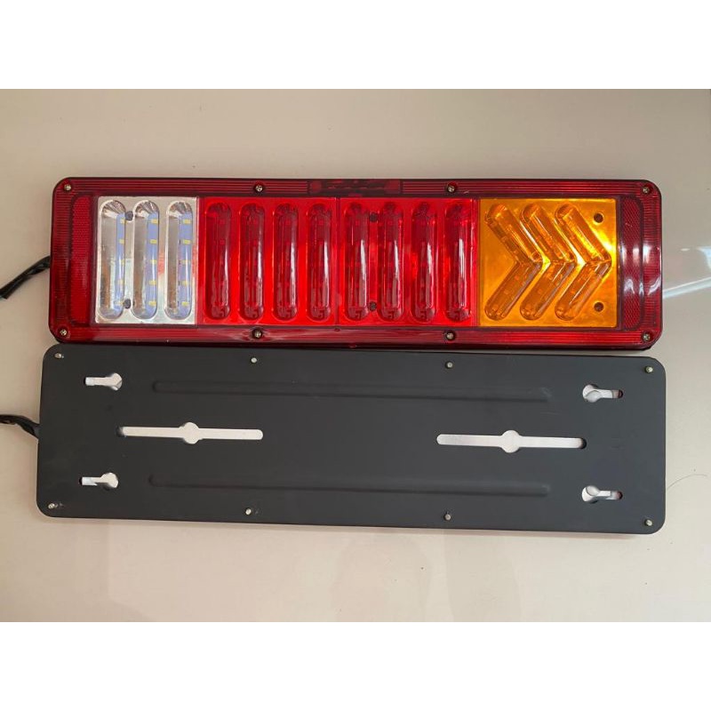 lampu stop lamp truk 24 volt rem nyala kedip model 8D