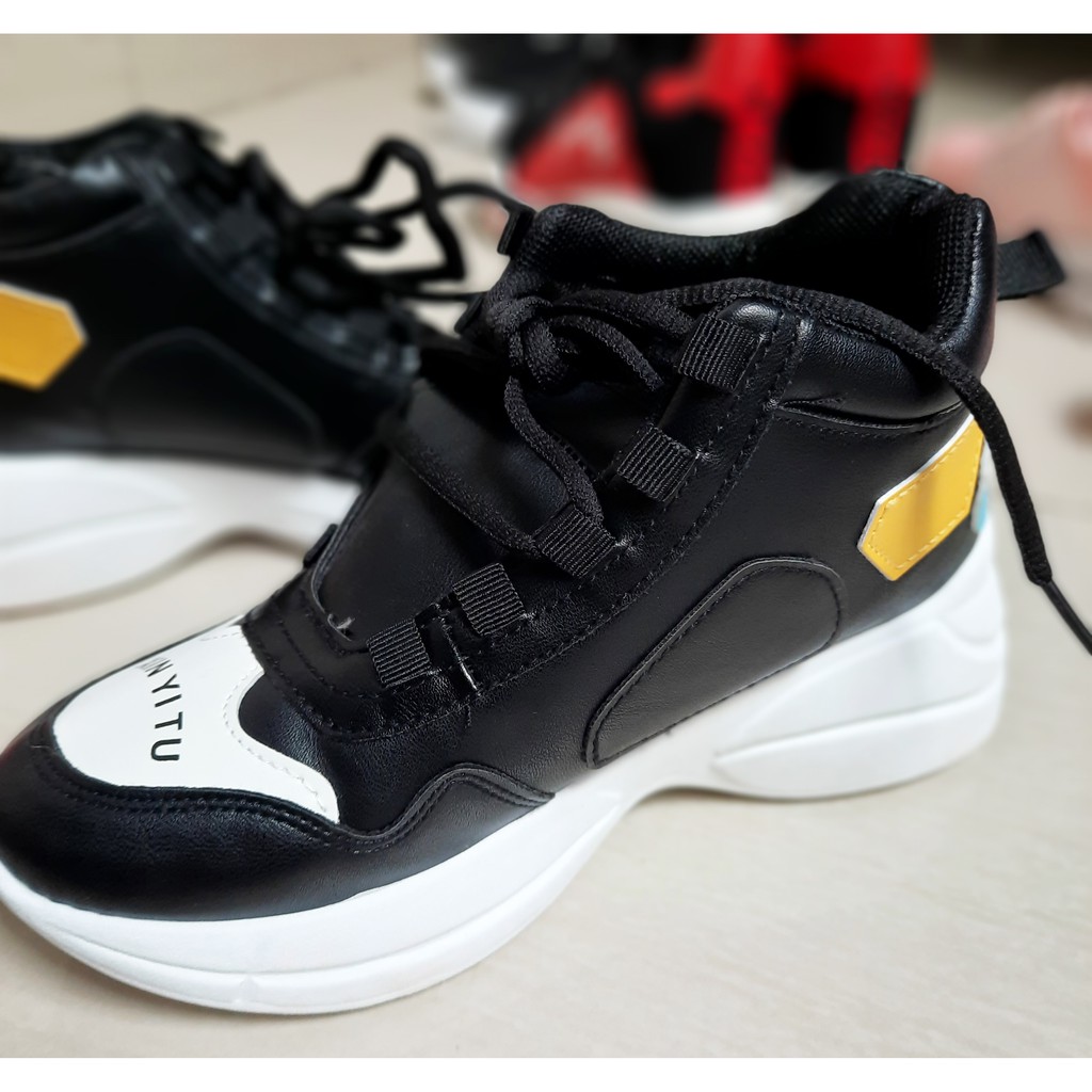 Sepatu Sneakers Impor Wanita / Snikers Wanita