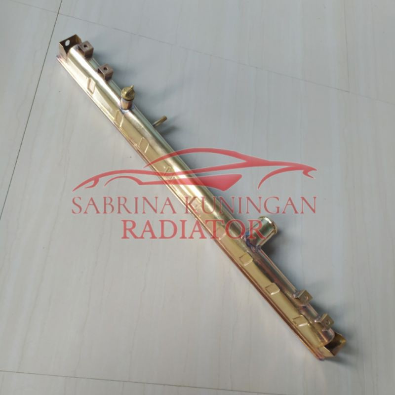 upper tank radiator innova hilux fortuner diesel