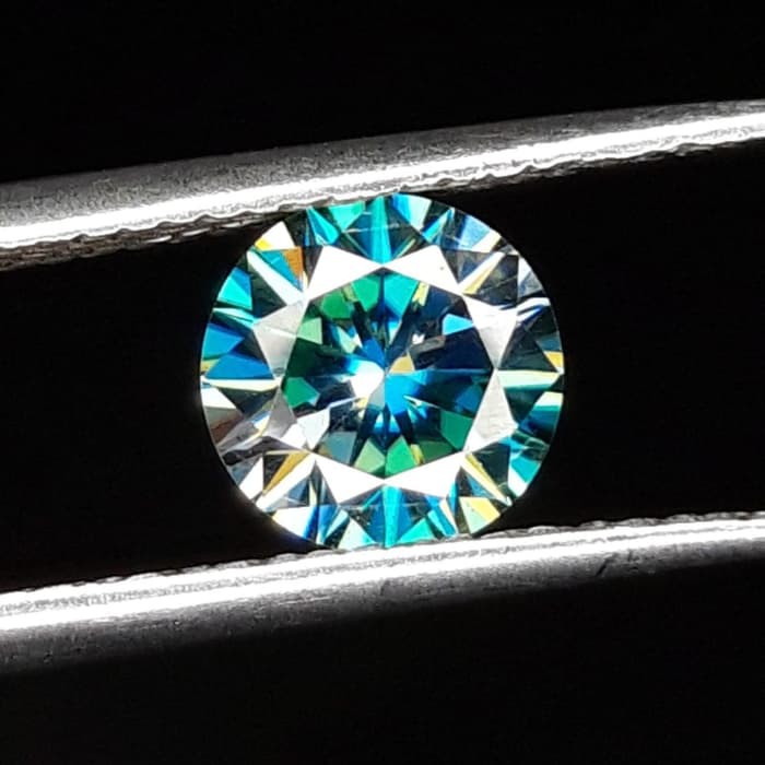 Batu blue moissanite diamond
