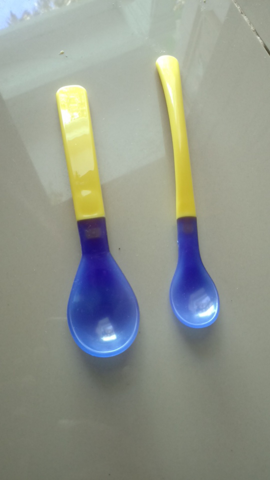 Sendok Makan Bayi Flexible & Heat Sensor Indicator Spoon