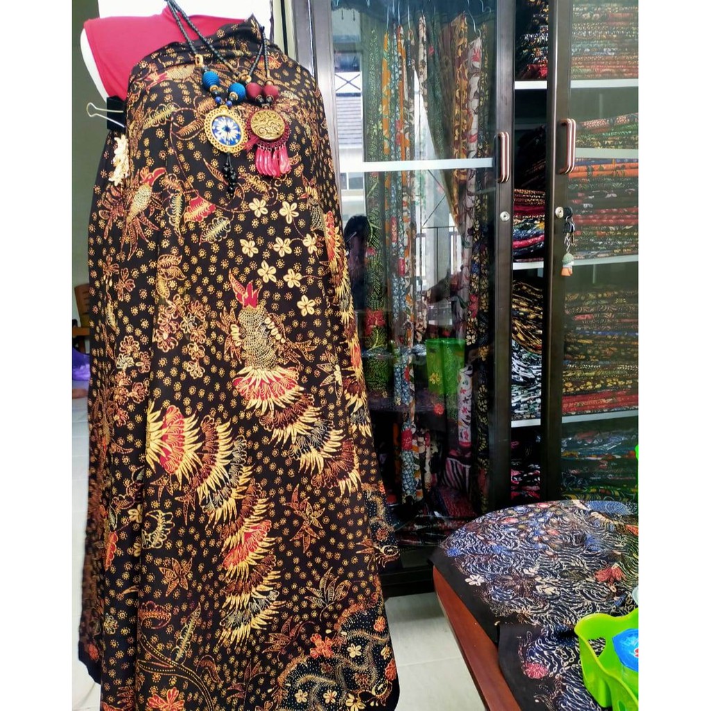 Kain Batik Tulis Asli Motif Meteor Warna Kamongan