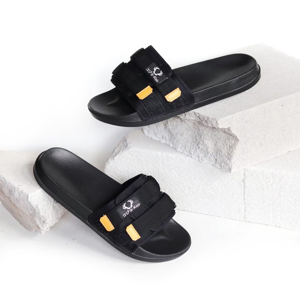 PANDEMIC S3 FULL BLACK ORIGINAL x KOJO Sandal Casual Hitam Pria Sendal Slide Jalan Santai Harian Slippers Hangout Main Kondangan Lebaran Slop Selop Karet Premium Slip On Remaja Dewasa Flip Flop Kerja Formal Sport Footwear Keren Terbaru Kekinian Branded