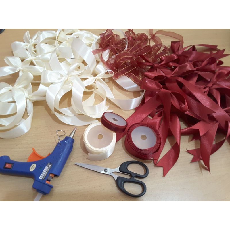

Pita klasik/ hiasan pita/ pita kupu-kupu