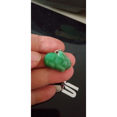 Giok Liontin Kelinci