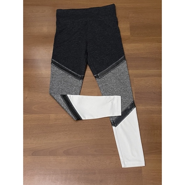 preloved celana justice