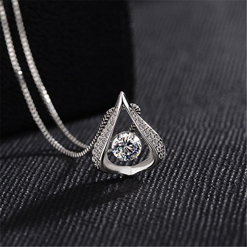 [Ready Stock]Fashion Heart-Shaped Water Drop Plated 925 Silver Necklace Pendant