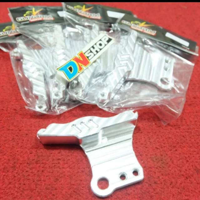 BRACKET KALIPER 2PIN BOTTOM SHOCK RT STAGE 6 COPY ORI