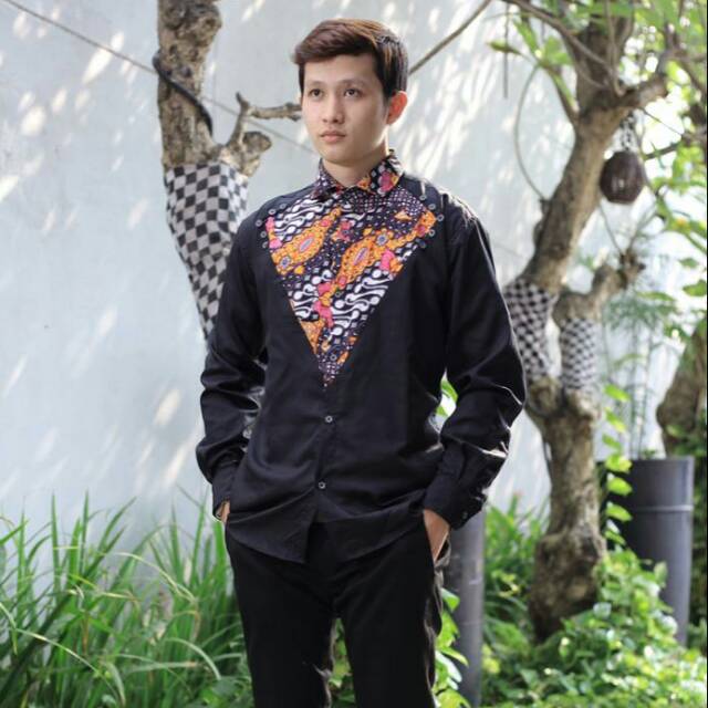 Kemeja Batik Pria Hitam M, L, XL, XXL