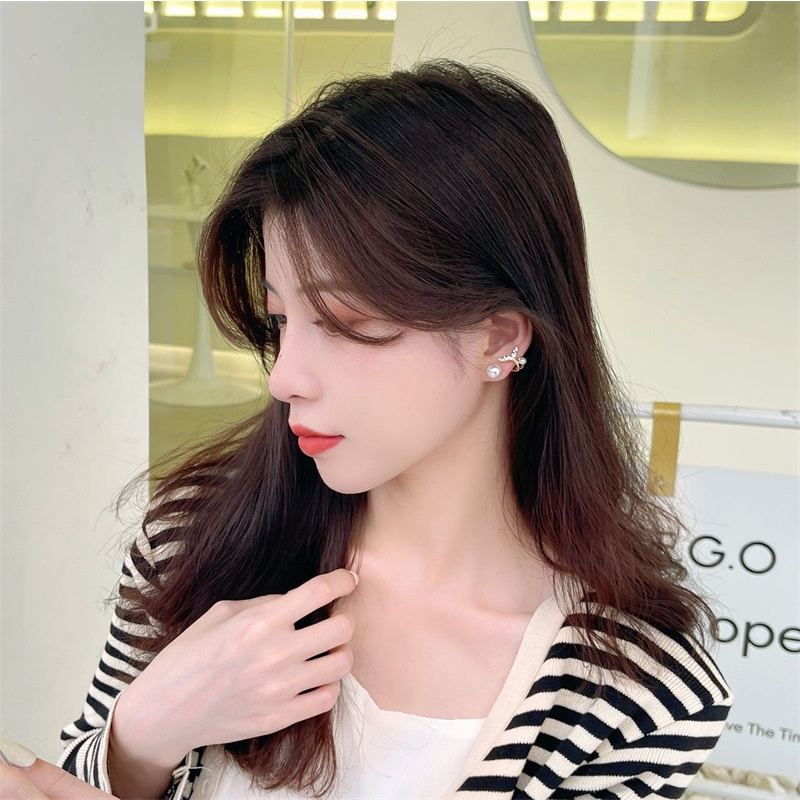 Anting S925 Silver Needle Bentuk Ekor Ikan Aksen Mutiara Gaya Korea