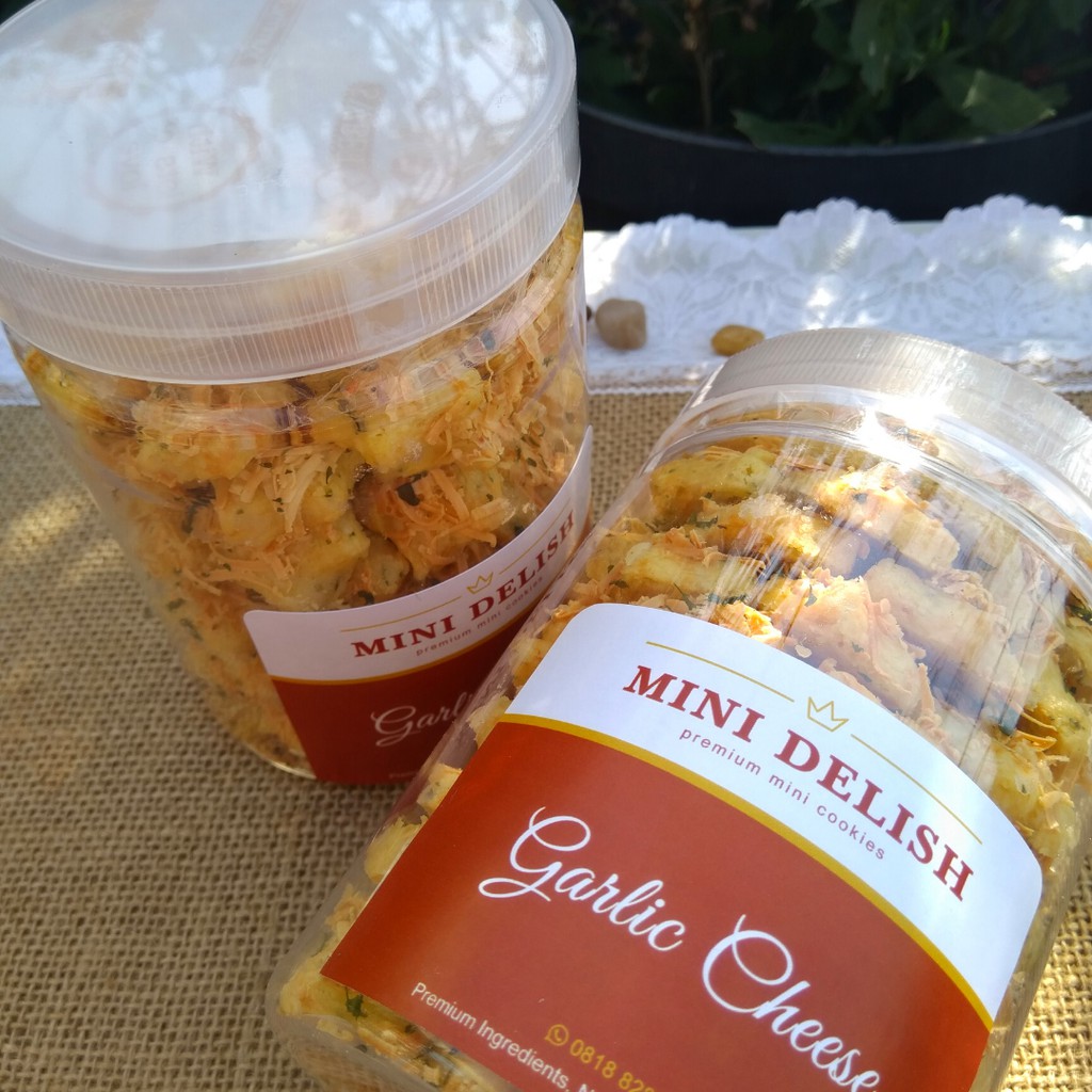 

Mini Delish Garlic Cheese Cookies (salty Cookies) - Kue Kering - Toples Besar (Bandung Only)