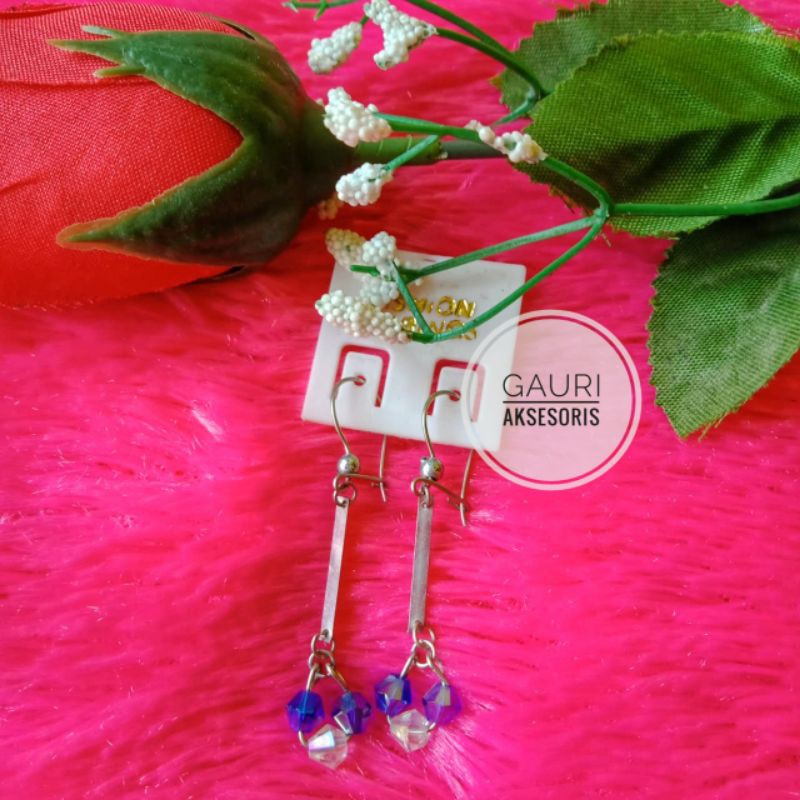 Anting Monel Kristal Biru Putih / Anting Panjang