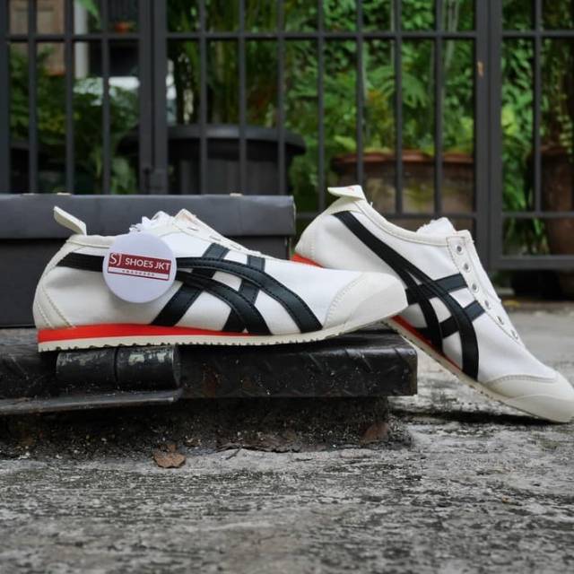 ONITSUKA TIGER MEXICO 66 SLIP ON WHITE BLACK ORANGE