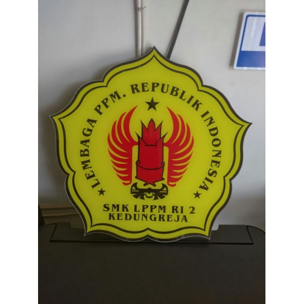 

Logo Custom bahan acrilik
