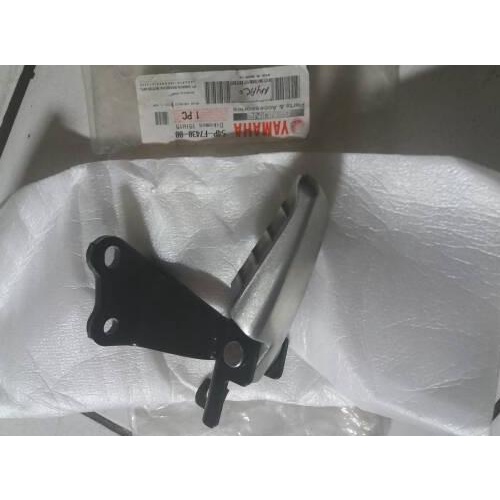 kedudukan breaket footstep mio j mio gt sebelah kiri ori ygp harapan44 Ayo Beli