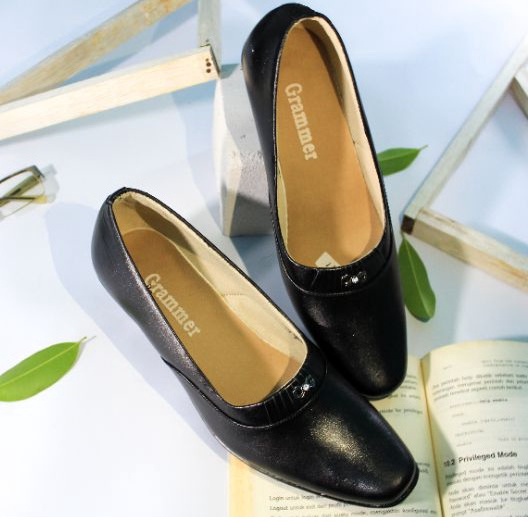 Sepatu Pantofel Wanita Kulit Asli Sepatu Formal Grammer