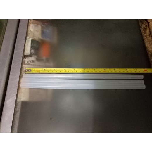 

Dijual lem gluestick besar panjang 20cm Diskon