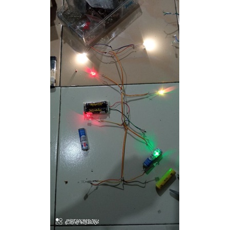 rangkaian lampu truk oleng skala 20