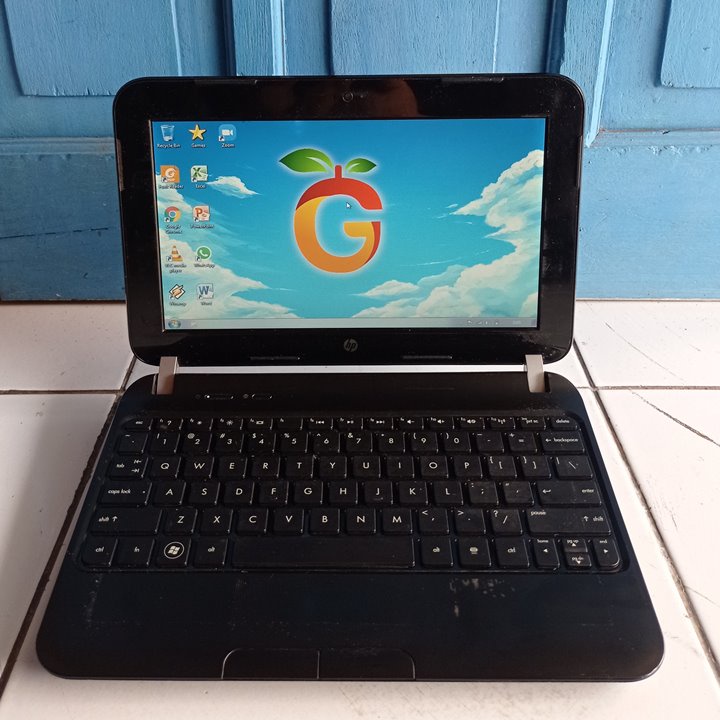 HP Mini 200-4200 Hitam 10 inch  RAM 2GB HDD 320GB Netbook Second
