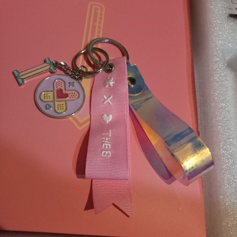 THE BOYZ 1st Fankit THE B Kit Keyring only