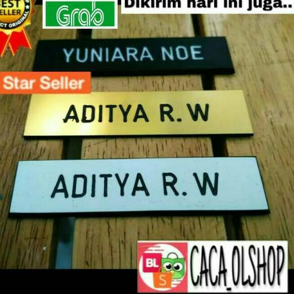 

mjqq575 Papan Nama Dada PDH PNS Siswa Akrilik/Name Tag Hitam Dove Gold Putih Peniti Paku Magnet Produk Ori