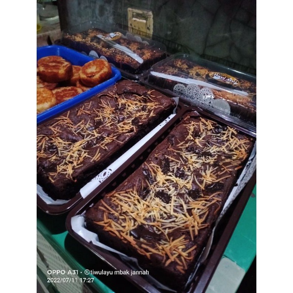 

brownis tiwul/tiwul brownis