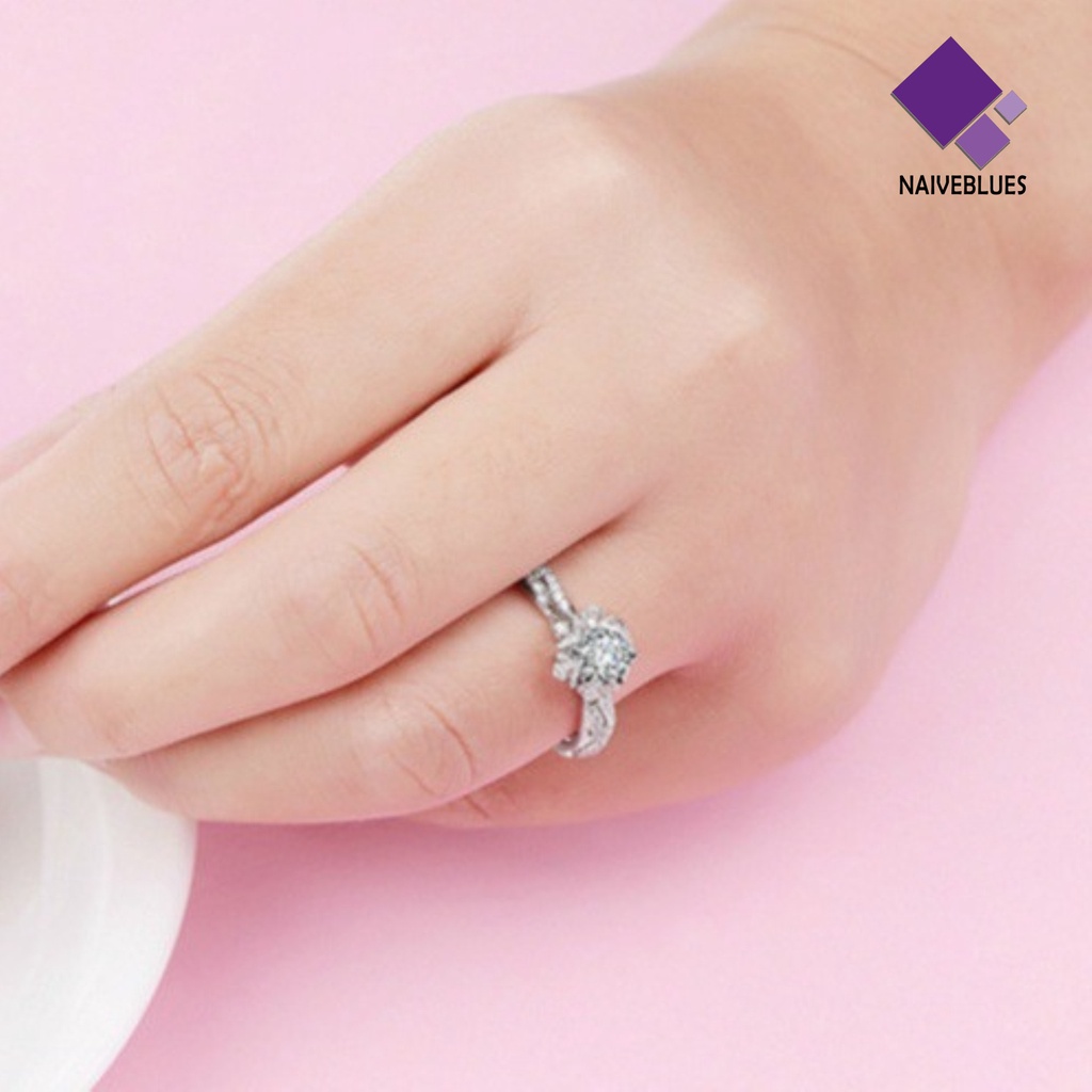 Naiveblue Cincin Wanita Desain Bunga Hias Berlian Imitasi Untuk Hadiah / Nikah / Tunangan