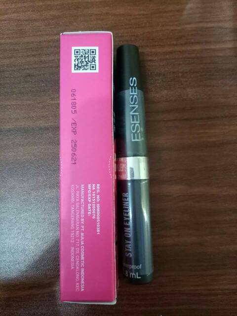 Esenses Stay On Eyeliner (Waterproof) - Eyeliner mata