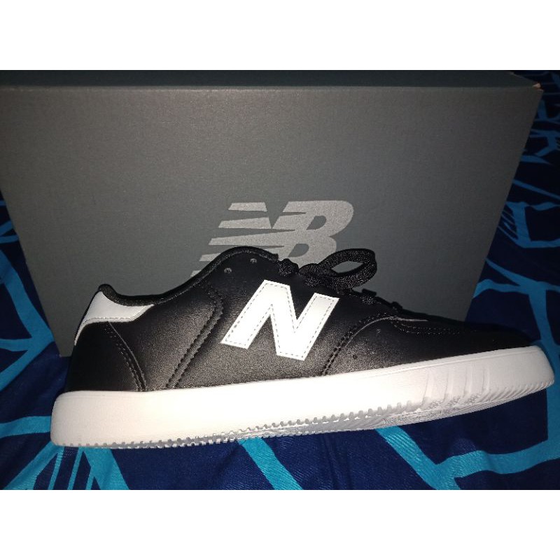 Ready New Balance CT05BK