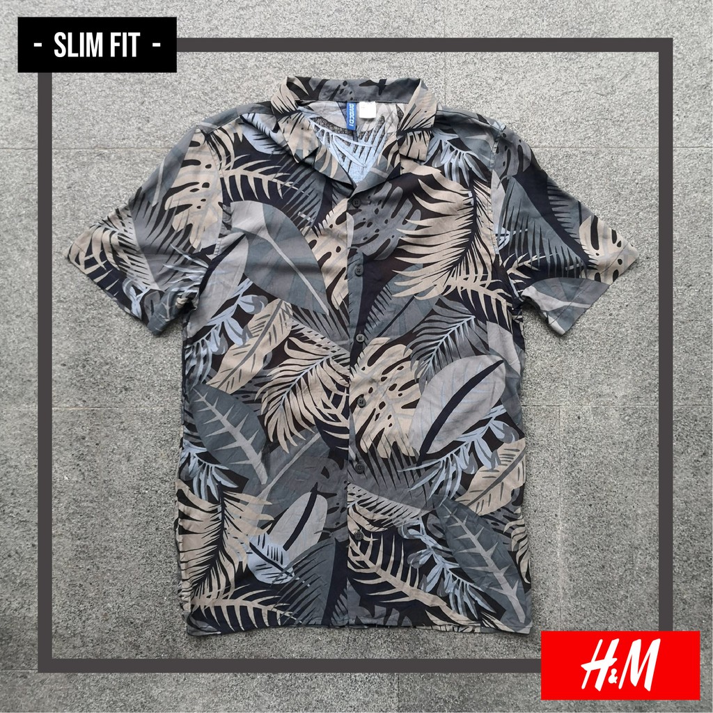 Kemeja Pria DIVIDED H&M Lengan Pendek Resort Dark Grey ORIGINAL