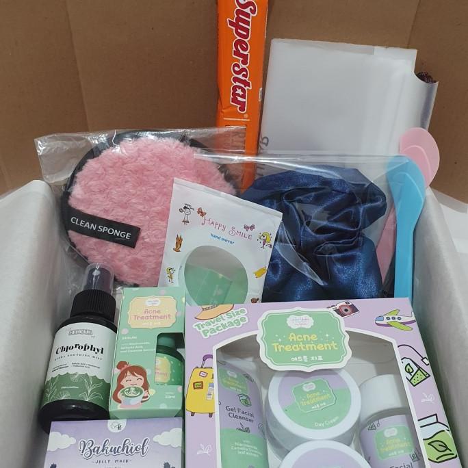 

HAMPERS SKINCARE YEPPUYEPPU BLUESPINK / KADO WISUDA NATAL ULANG TAHUN FV452CD4