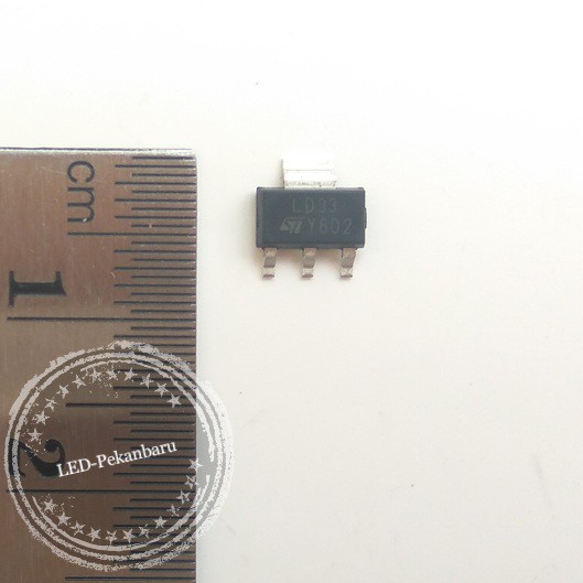 IC SMD LD1117S33TR LD1117S33 LD33C LD33 1117-33 1117-3.3