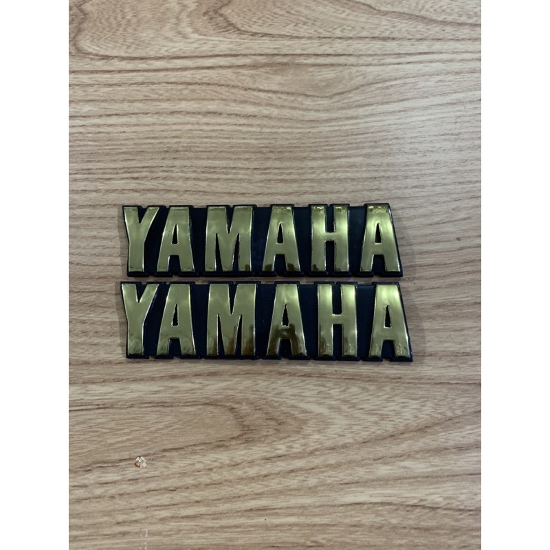 HARGA SEPASANG EMBLEM YAMAHA TANKI RX KING-GOLD