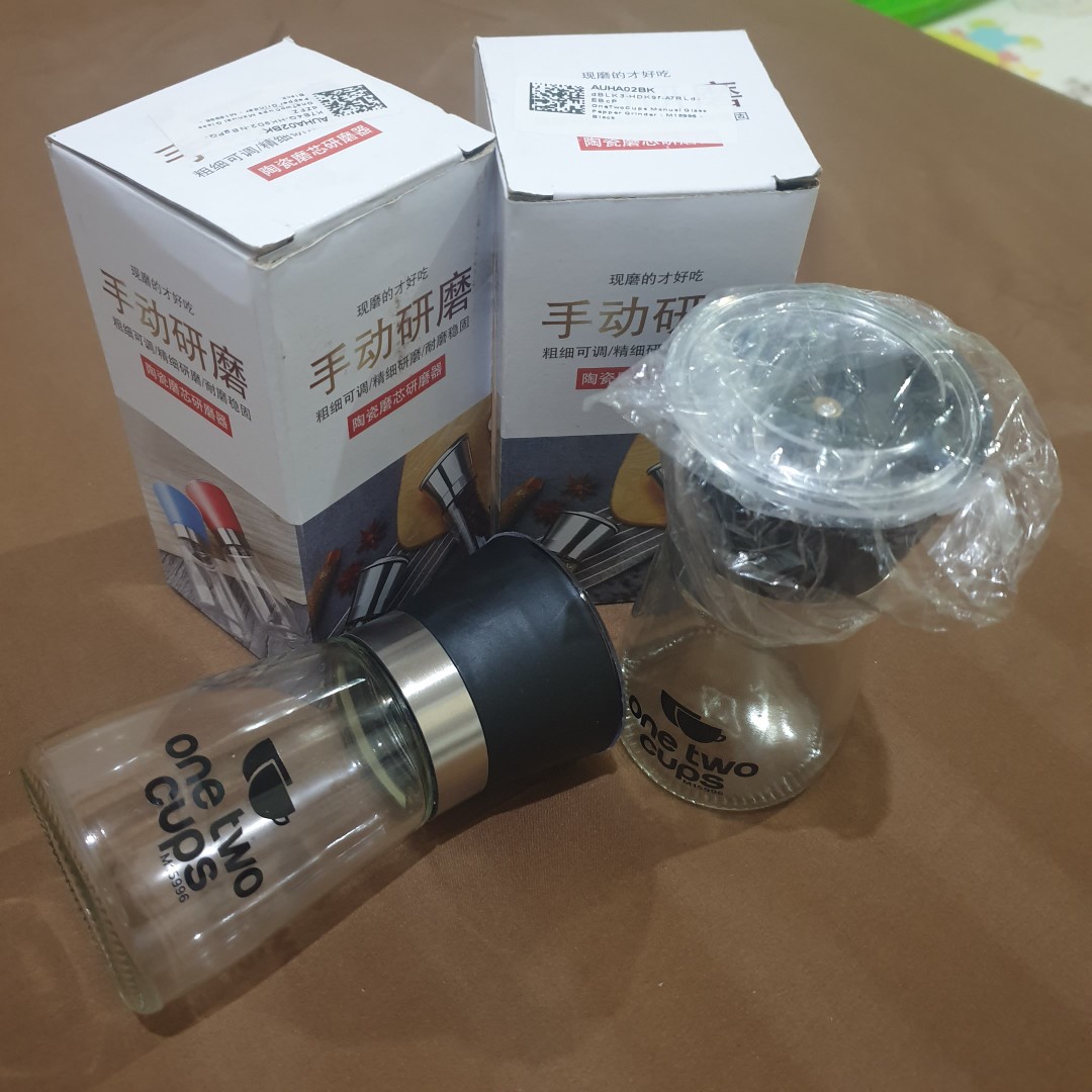 [dapur Emak] - Onetwocups Manual Glass Pepper Grinder - M15996 - Black