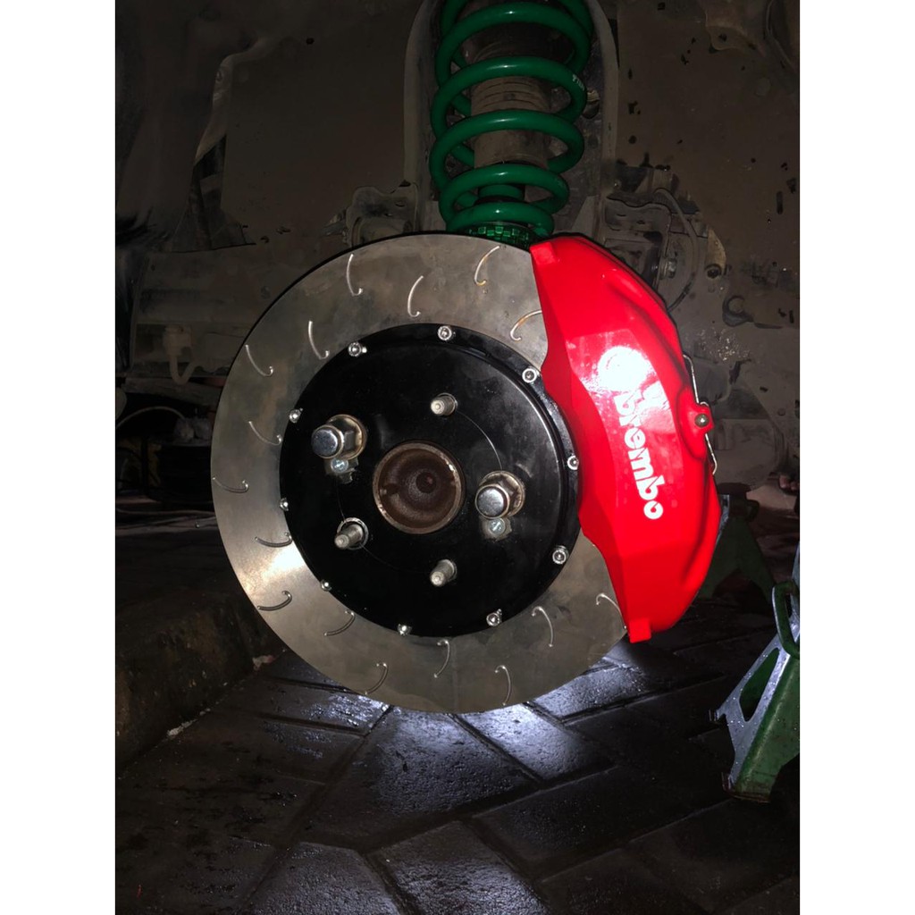 JUAL Bbk Sumitomo Lexus Repaint Brembo bekas dr innova 2kd