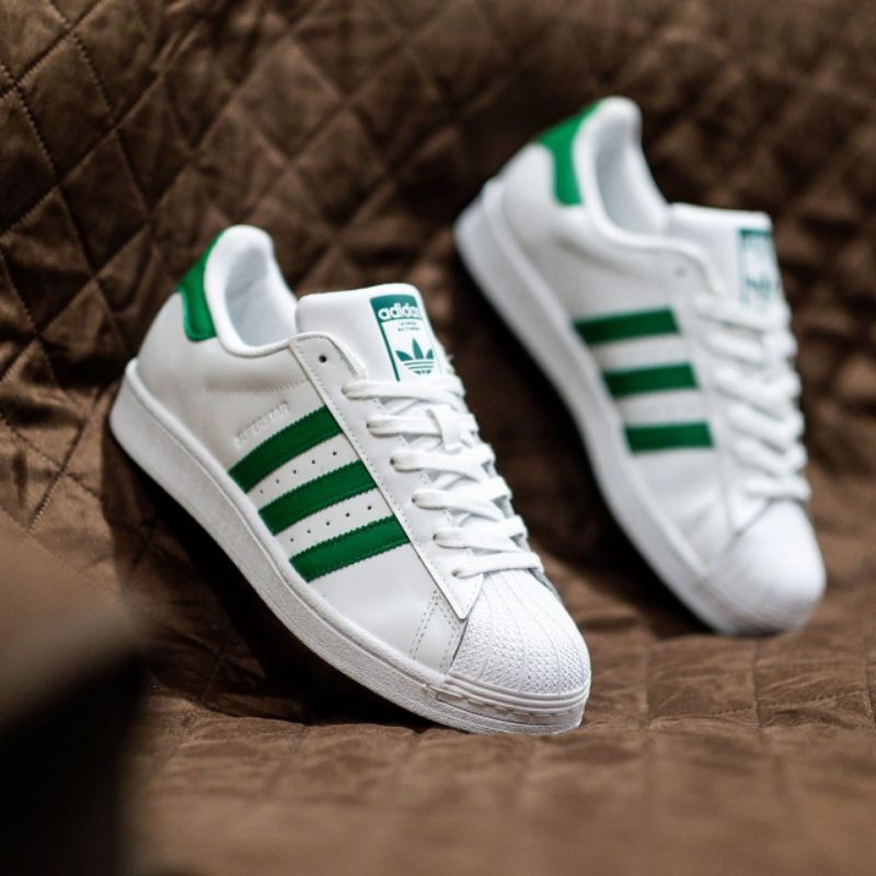 #ADIDAS SUPERSTAR J WHITE GREEN SIZE#