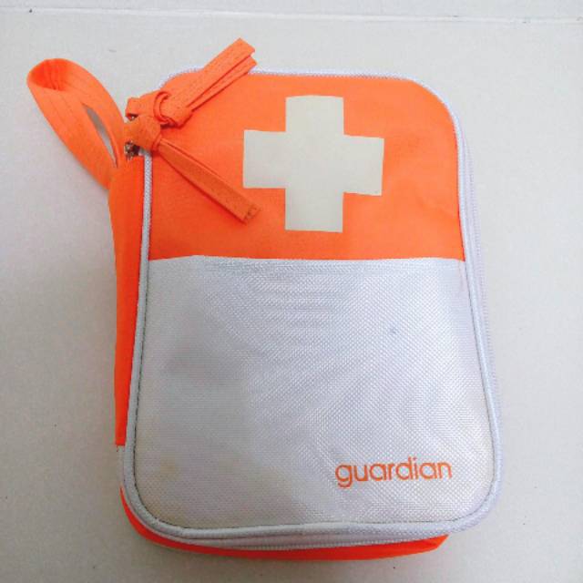 GUARDIAN FIRST AID KIT POUCH P20cm x L6cm x T15 cm