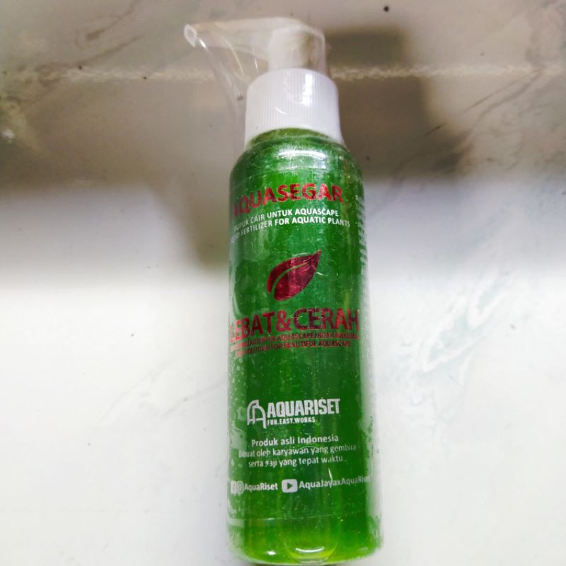 aqua segar lebat dan cerah