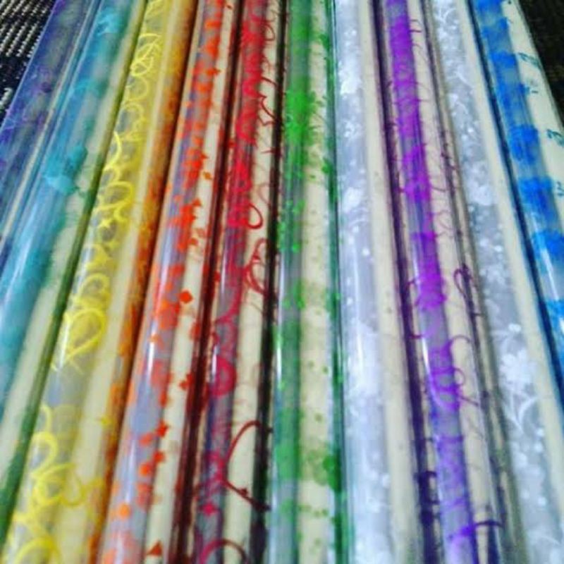 

10 LEMBAR PLASTIK BUNGKUS PARCEL BONEKA BUNGA KADO TUMPENG LEMBARAN TIPIS BESAR