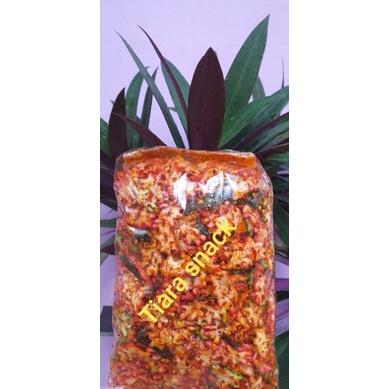 

kerupuk bintang ekstra pedas daun jeruk isi 500gram/cemilan kekinian